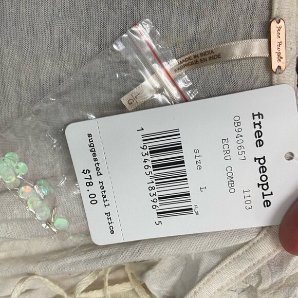 Nwt Free People Full Bloom Ruffle Top Ecru Linen Size Large Bohemian Cropped New - Picture 6 of 6